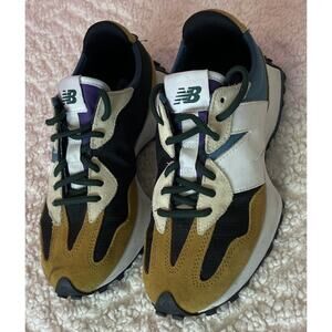 New Balance 327 Womens Size 8 The Intelligent Choice Sneakers